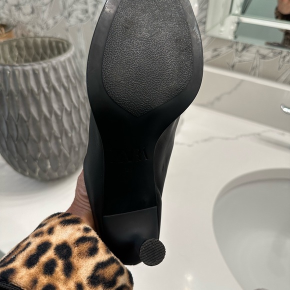 ZARA SLIP ON SANDALS WORN ONCE SIZE 37 - Picture 5 of 8